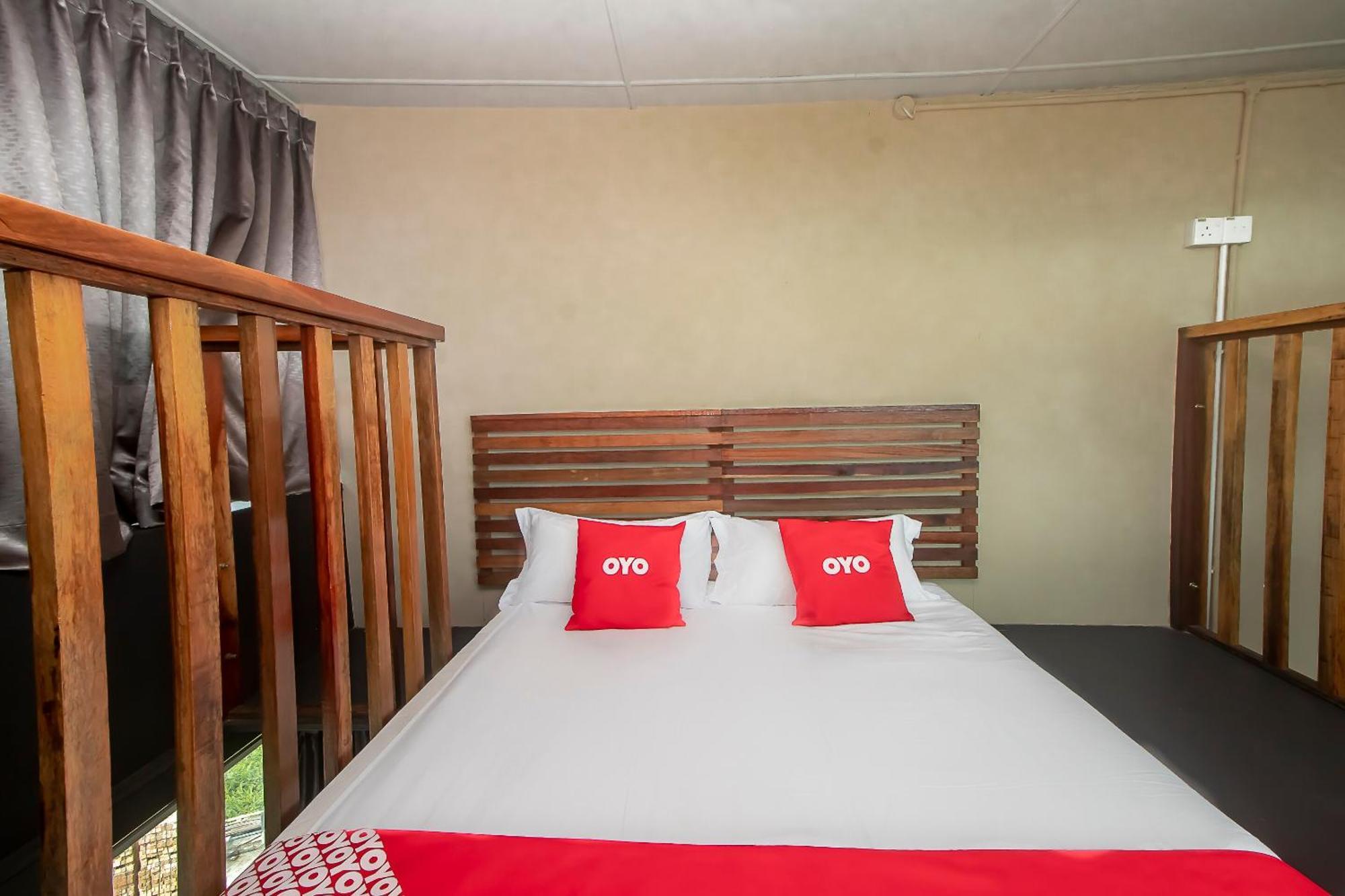 Oyo 90094 Hi Inn 3 Сибу Экстерьер фото