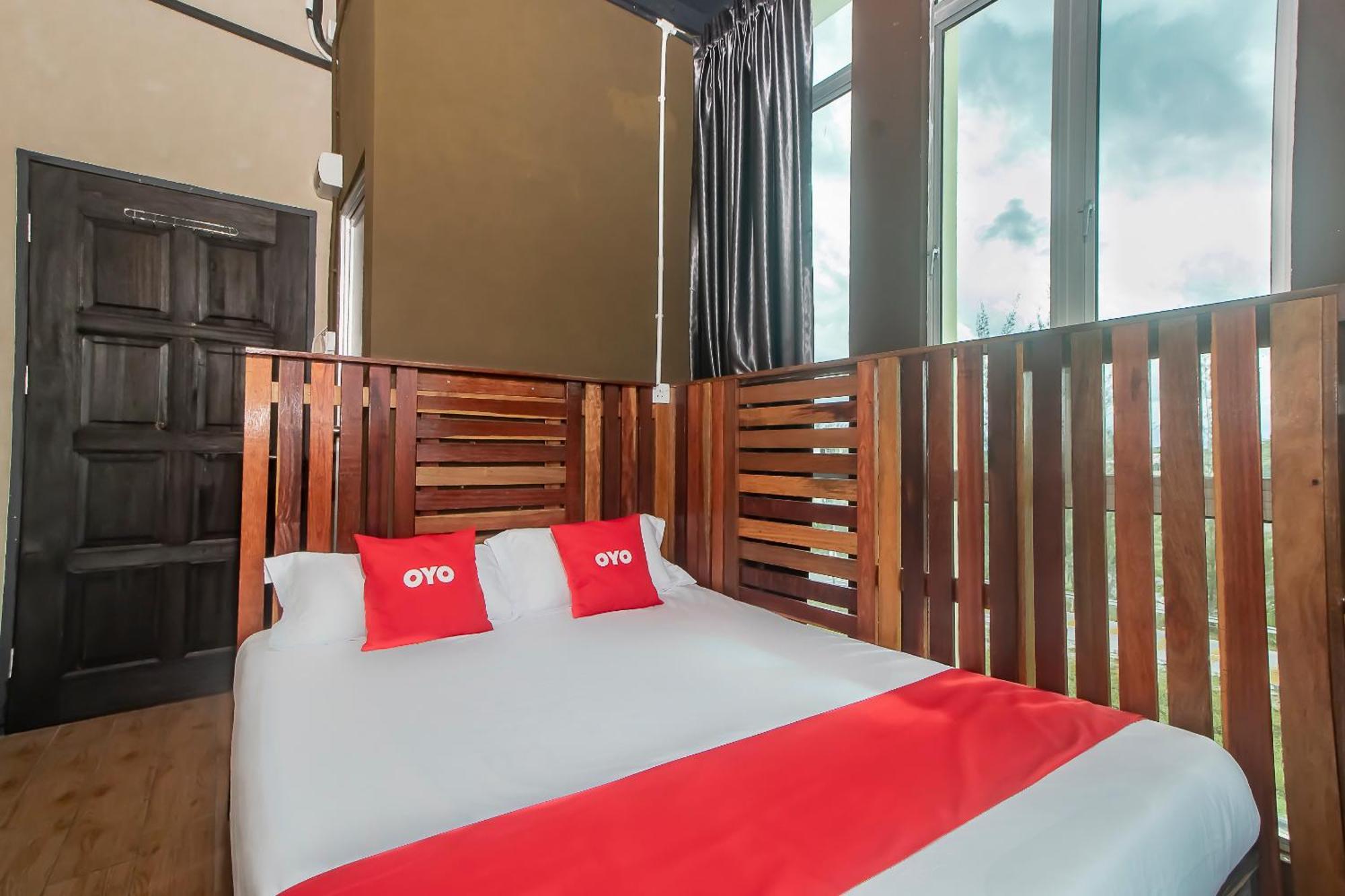Oyo 90094 Hi Inn 3 Сибу Экстерьер фото