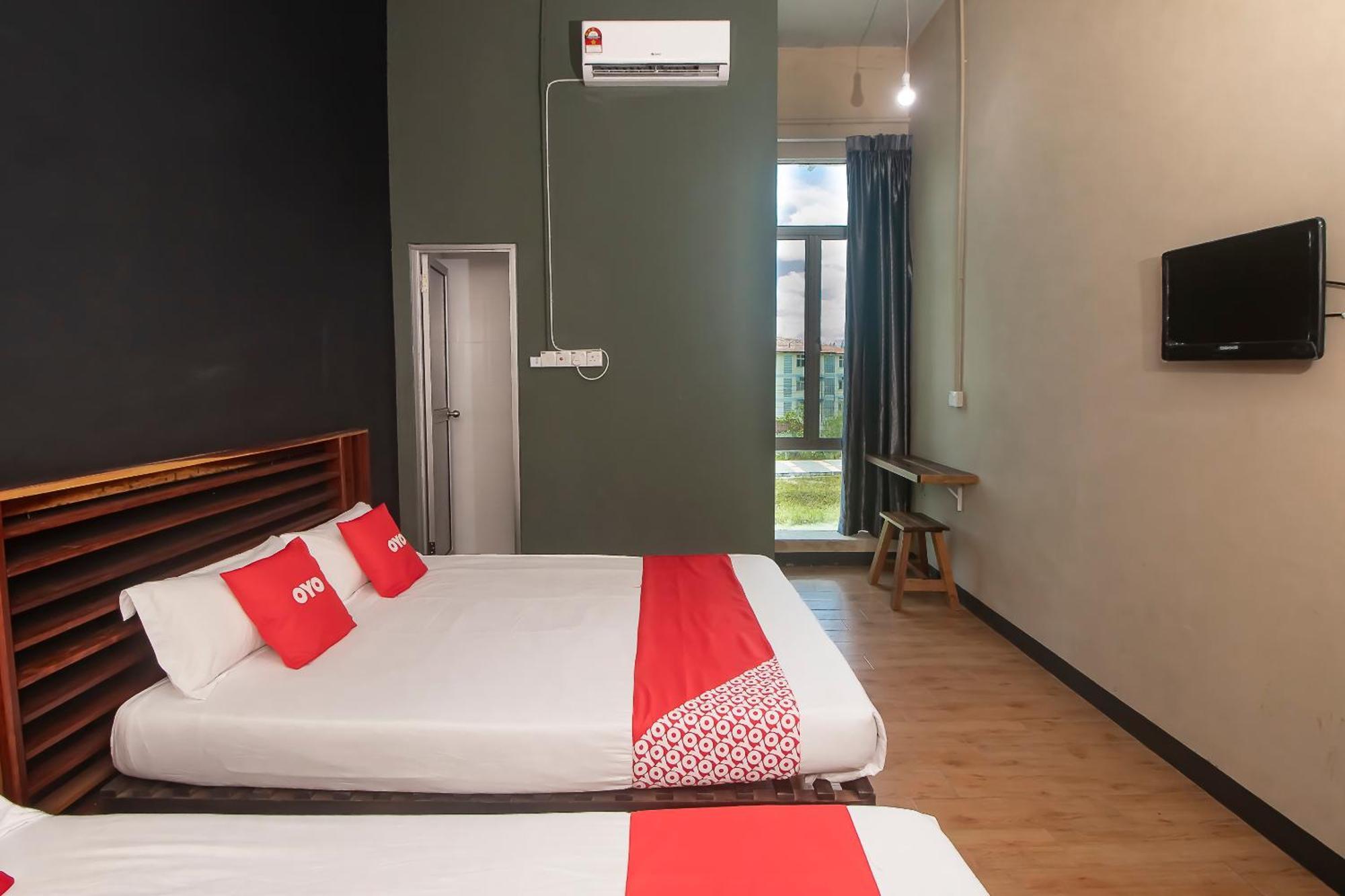 Oyo 90094 Hi Inn 3 Сибу Экстерьер фото